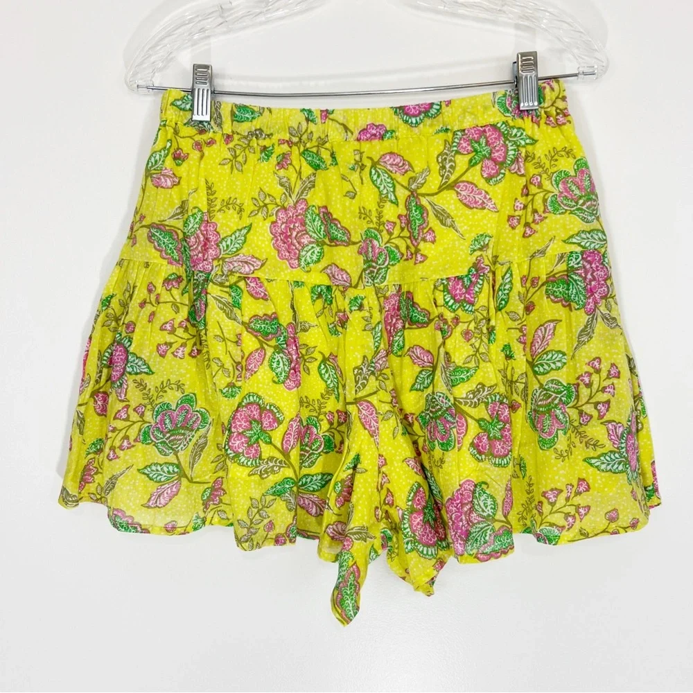 Sundry Floral Yellow Multi Color Printed Shorts Flowy Size Medium Cotton